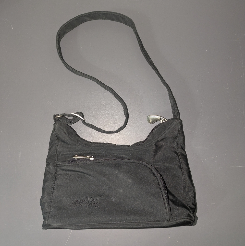AmeriBag Black Catskill Collection Willow Travel Nylon